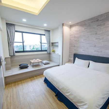 渡小夜電梯民宿 Yilannight B&B Vucsie Kültér fotó
