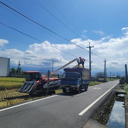 渡小夜電梯民宿 Yilannight B&B Vucsie Kültér fotó