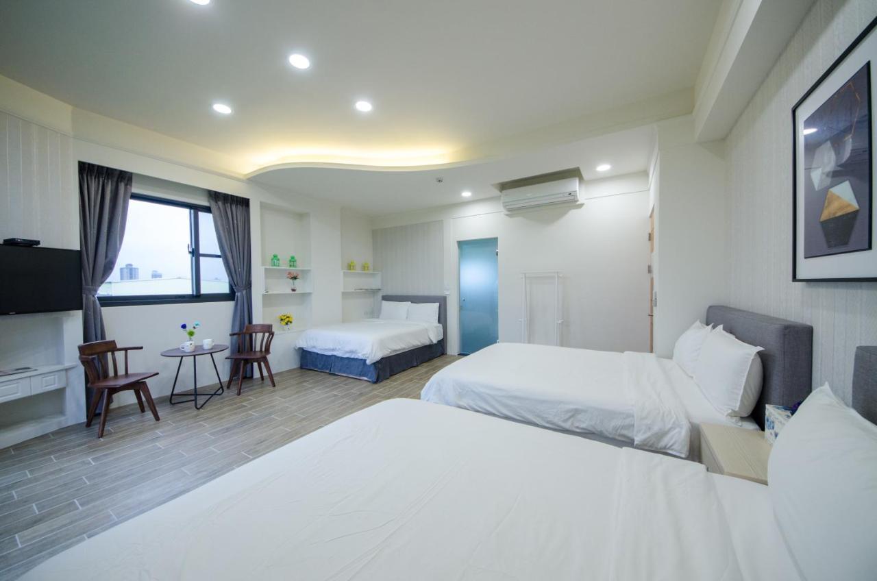 渡小夜電梯民宿 Yilannight B&B Vucsie Kültér fotó