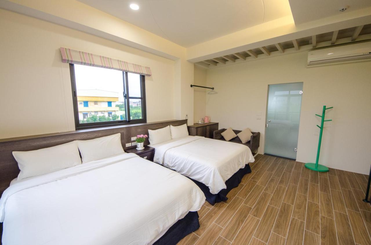 渡小夜電梯民宿 Yilannight B&B Vucsie Kültér fotó
