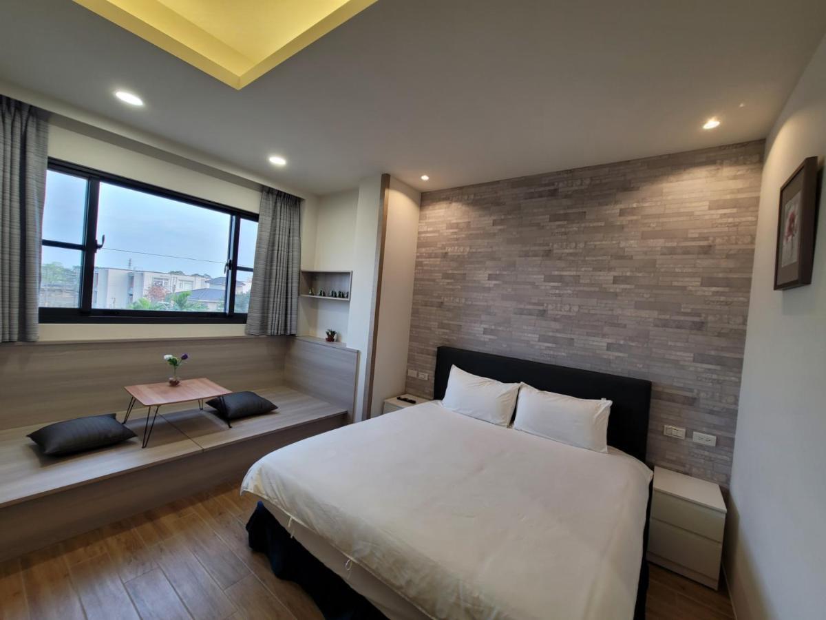 渡小夜電梯民宿 Yilannight B&B Vucsie Kültér fotó