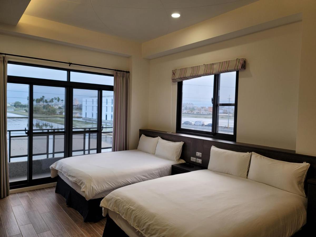 渡小夜電梯民宿 Yilannight B&B Vucsie Kültér fotó