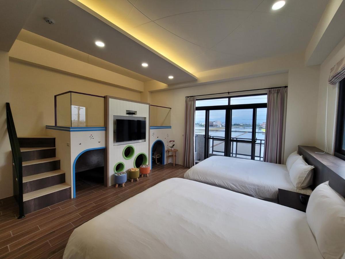渡小夜電梯民宿 Yilannight B&B Vucsie Kültér fotó