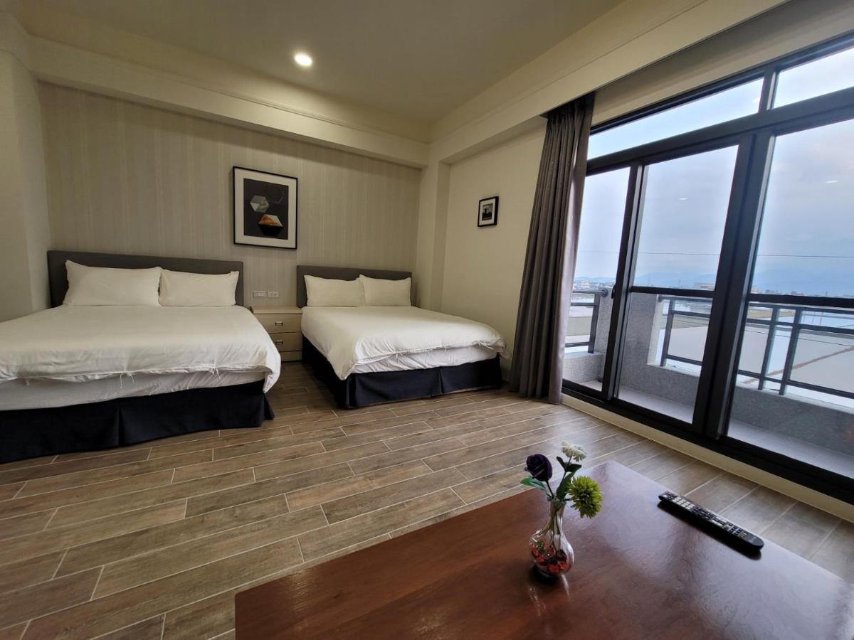 渡小夜電梯民宿 Yilannight B&B Vucsie Kültér fotó